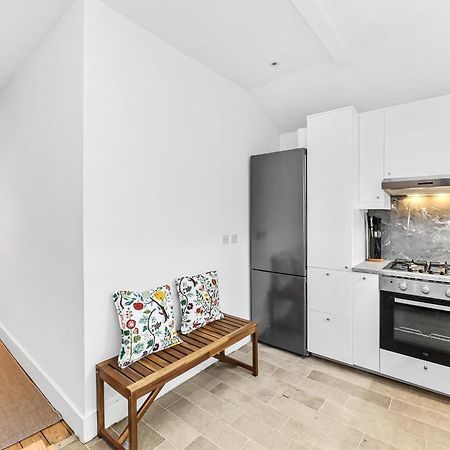 Groves 4 Bedroom, Shepherds Bush لندن المظهر الخارجي الصورة