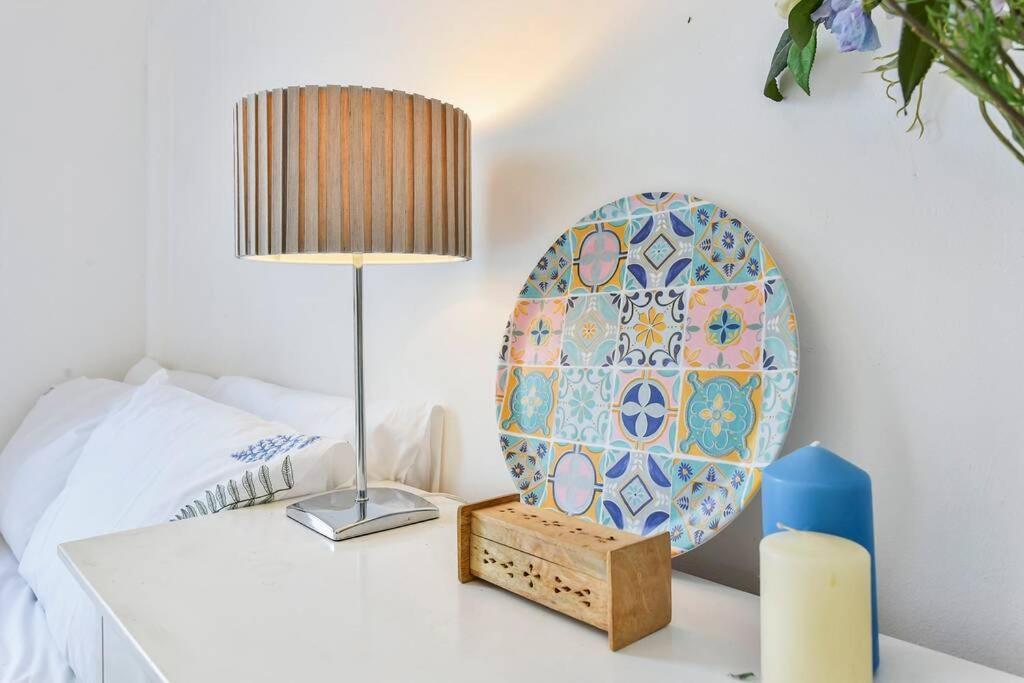Groves 4 Bedroom, Shepherds Bush لندن المظهر الخارجي الصورة