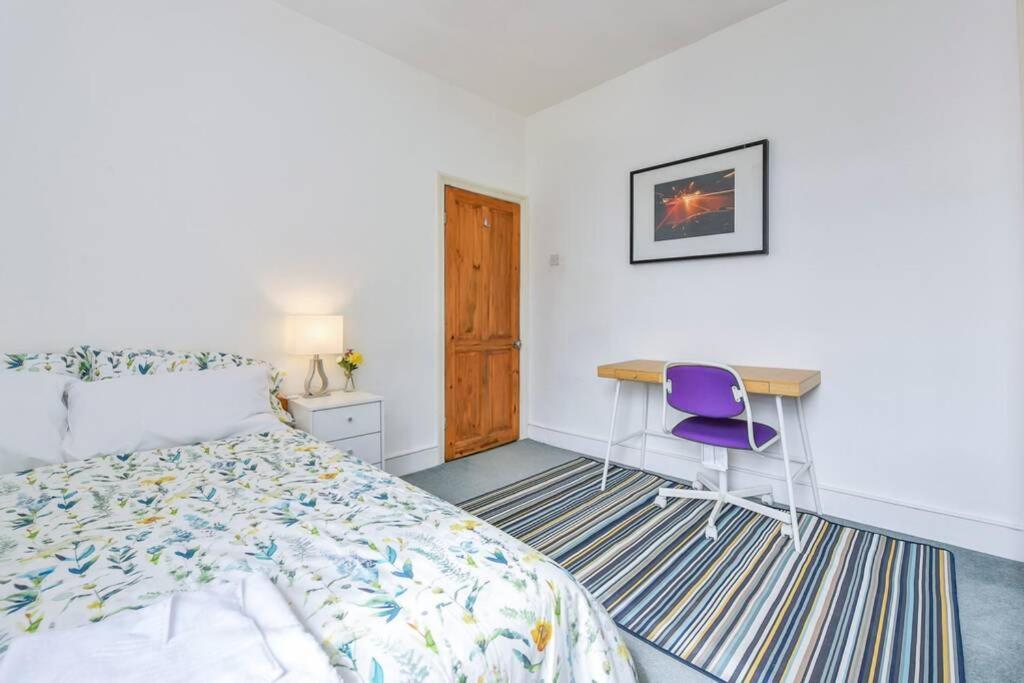 Groves 4 Bedroom, Shepherds Bush لندن المظهر الخارجي الصورة
