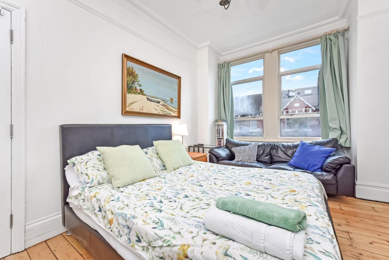 Groves 4 Bedroom, Shepherds Bush لندن المظهر الخارجي الصورة