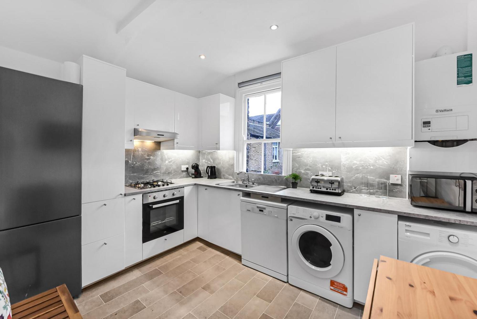 Groves 4 Bedroom, Shepherds Bush لندن المظهر الخارجي الصورة